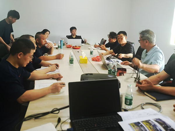 WELLCHI 公司技术洽谈会议